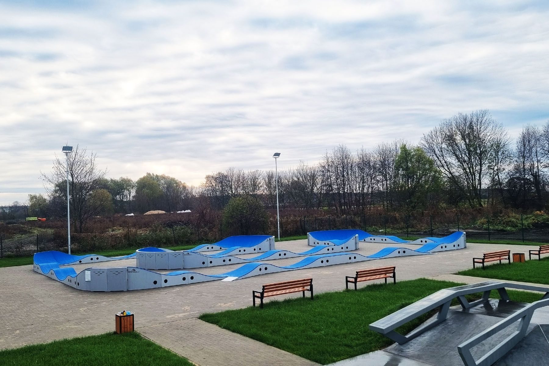 Pista de pompare din polietilenă - Dziemionna (Polonia) – foto 2
